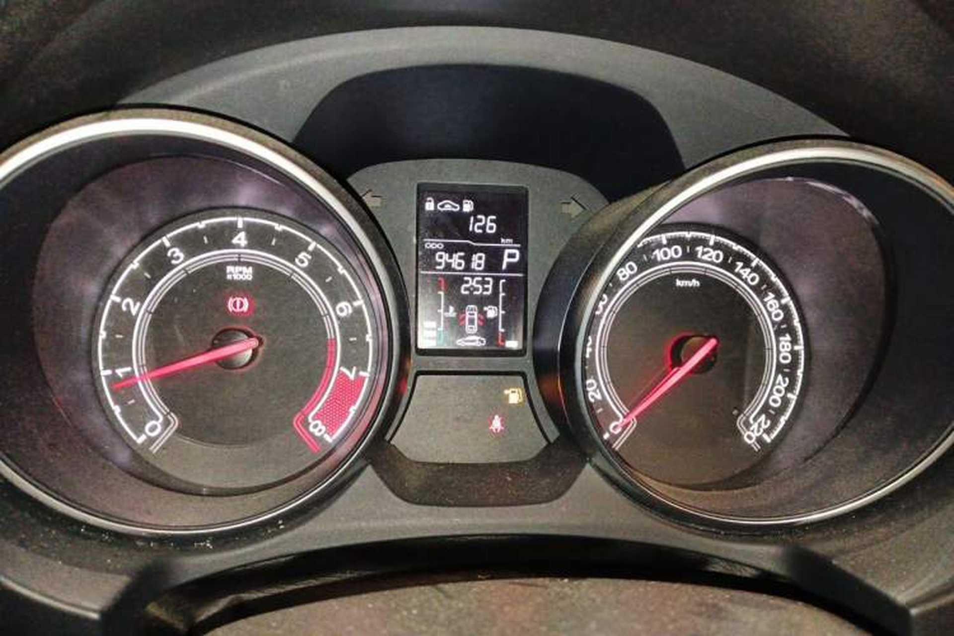 Used MG GT 2015 1.5T Automatic Fashion Edition Instrument Cluster