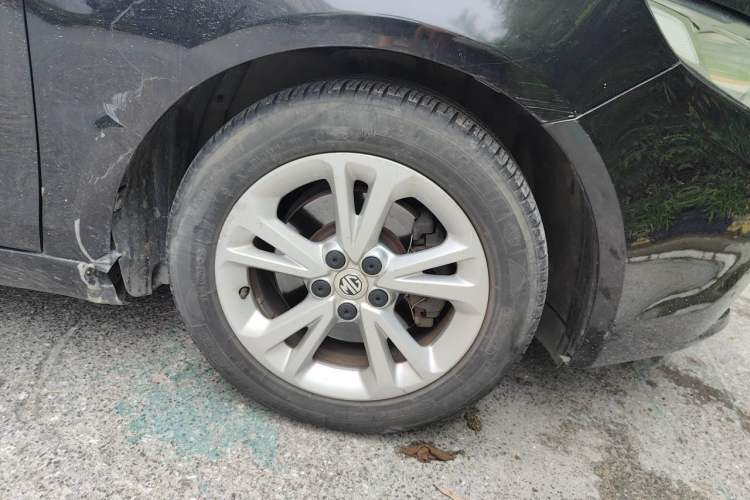 Used MG GT 2015 1.5T Automatic Luxury Edition Right Front Wheel Hub