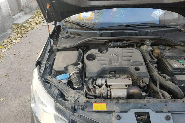 Used MG GT 2015 1.4TGI TST Dual-Clutch Elite Edition Engine Bay Right