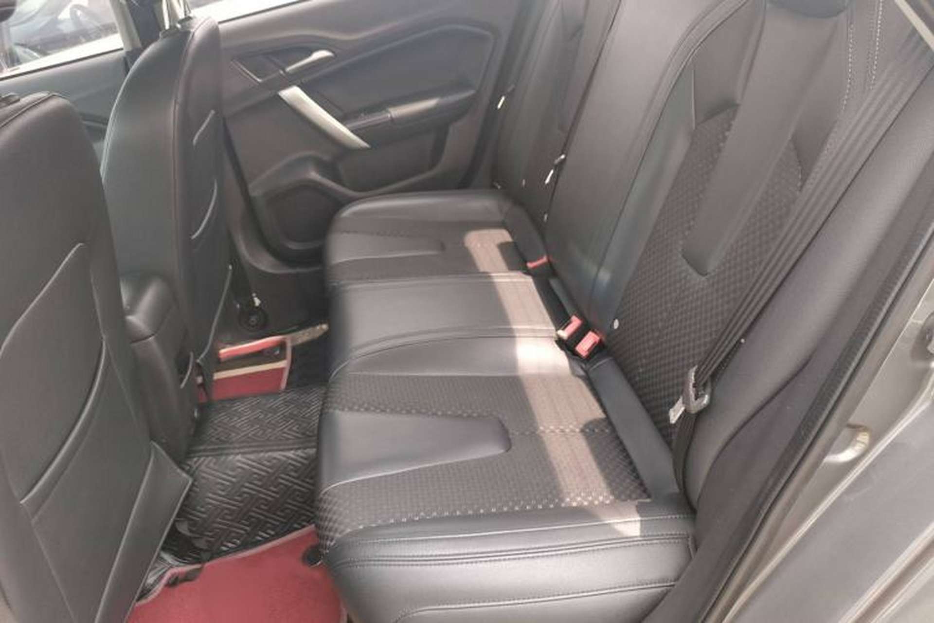 Used MG GT 2015 1.5T Automatic Luxury Edition Interior 1