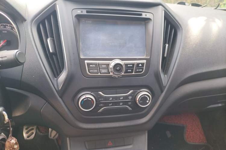 Used MG GT 2015 1.5T Manual Elite Edition Audio And AC Panel