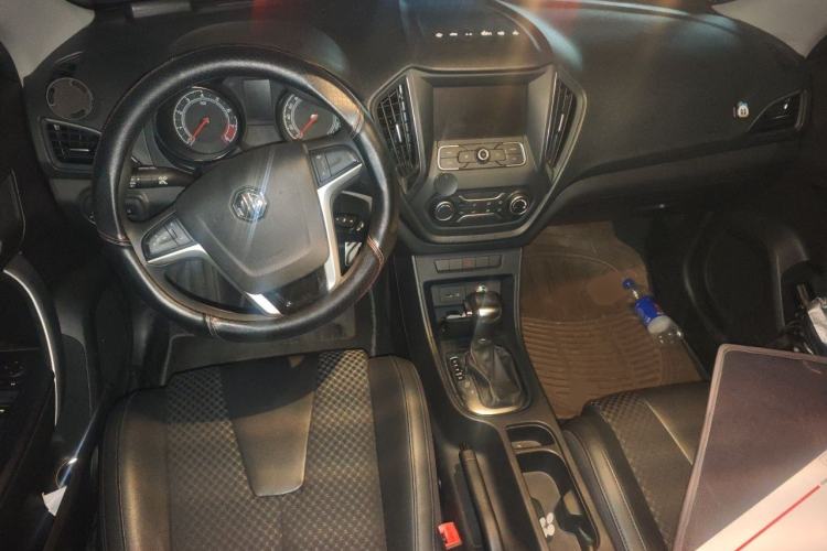 Used MG GT 2015 1.5T Automatic Luxury Edition Center Console