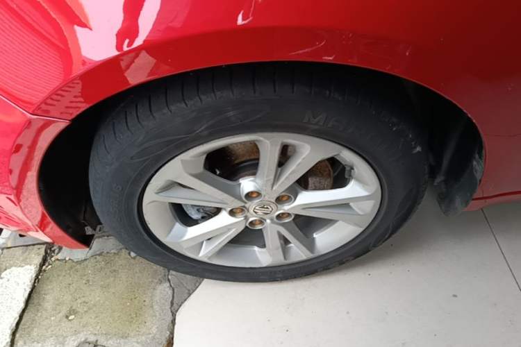 Used MG GT 2015 1.5T Automatic Elite Edition Left Front Wheel Hub