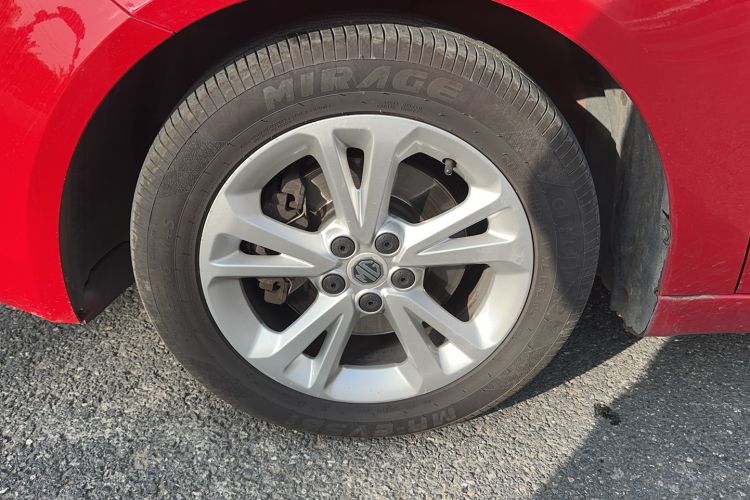 Used MG GT 2015 1.5T Automatic Fashion Edition Left Front Wheel Hub