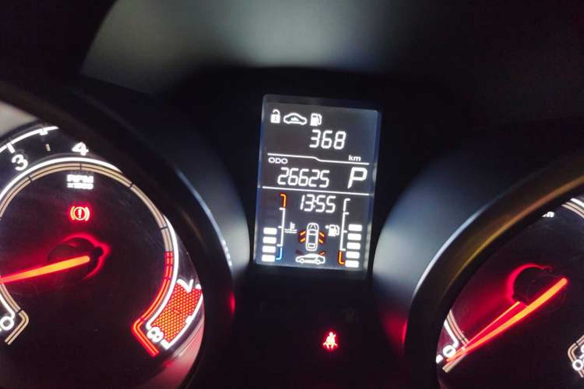 Used MG GT 2015 1.5T Automatic Luxury Edition Odometer Close Up