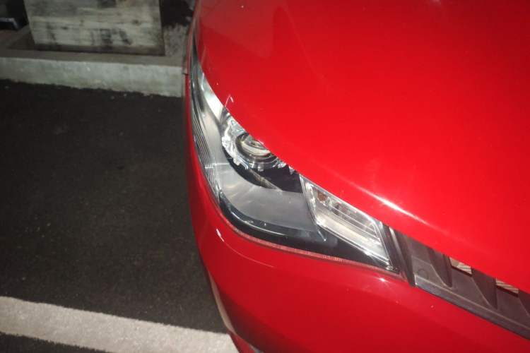 Used MG GT 2015 1.5T Automatic Luxury Edition Right Front Headlight