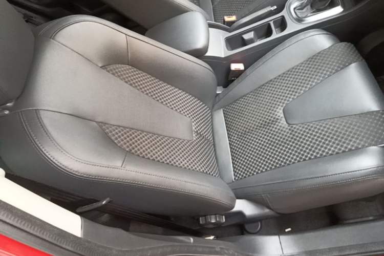 Used MG GT 2015 1.5T Automatic Elite Edition Right Front Seat