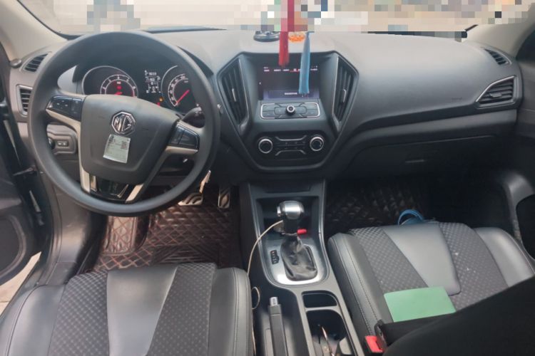 Used MG GT 2015 1.5T Automatic Luxury Edition Center Console