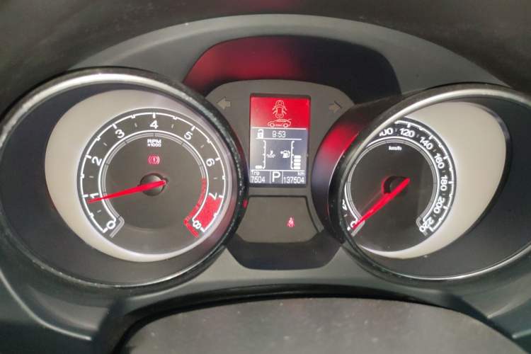 Used MG GT 2015 1.4TGI TST Dual-Clutch Luxury Edition Instrument Cluster