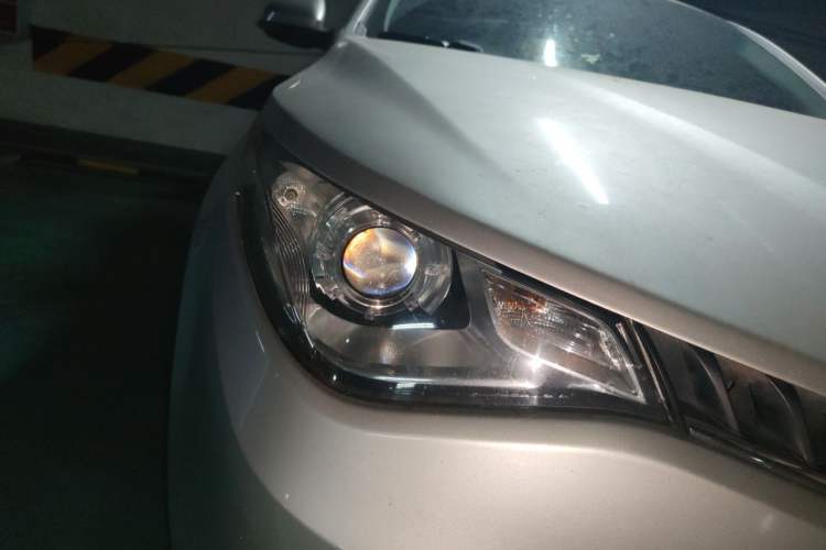 Used MG GT 2015 1.4TGI TST Dual-Clutch Luxury Edition Right Front Headlight