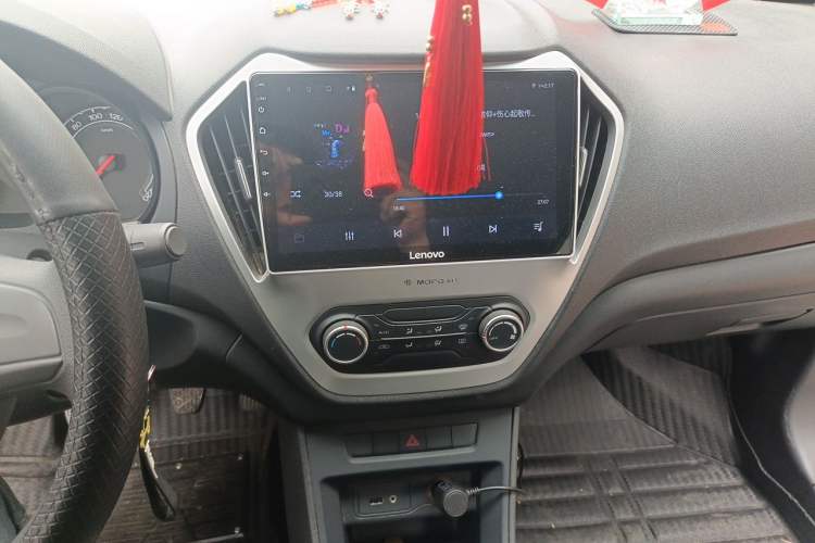 Used MG GT 2015 1.5T Manual Fashion Edition Audio And AC Panel