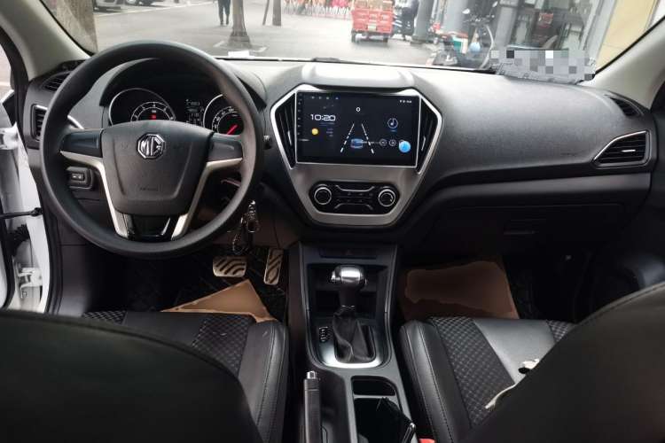 Used MG GT 2015 1.5T Automatic Elite Edition Center Console