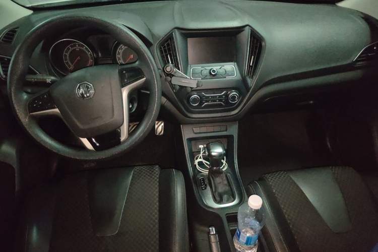 Used MG GT 2015 1.5T Automatic Luxury Edition Center Console