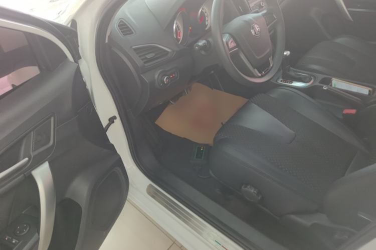 Used MG GT 2015 1.4TGI TST Dual-Clutch Luxury Edition Driver Seat