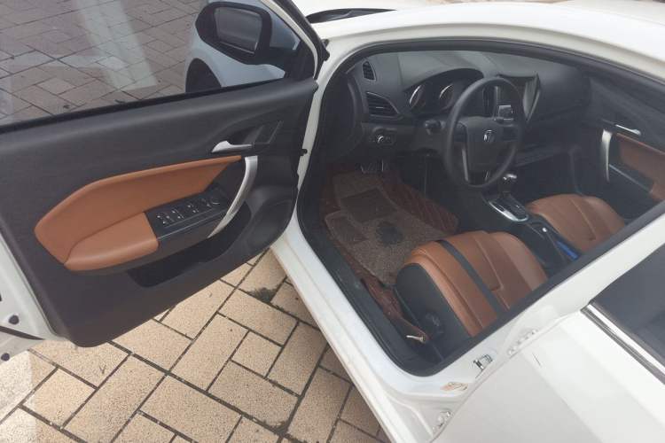 Used MG GT 2015 1.4TGI TST Dual-Clutch Elite Edition Driver Seat