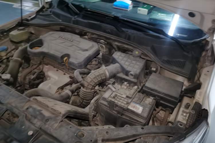 Used MG GT 2015 1.5T Automatic Luxury Edition Engine Bay Left