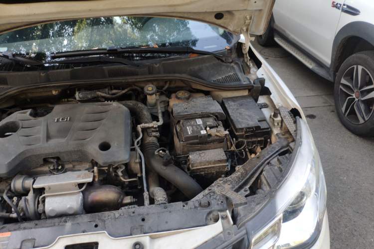 Used MG GT 2015 1.4TGI Manual Elite Edition Engine Bay Left