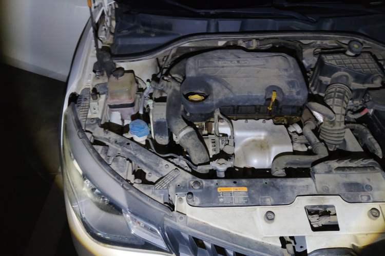 Used MG GT 2015 1.5T Automatic Luxury Edition Engine Bay Right