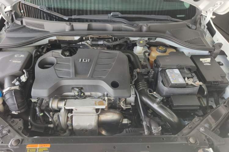 Used MG GT 2015 1.4TGI TST Dual-Clutch Luxury Edition Engine Bay