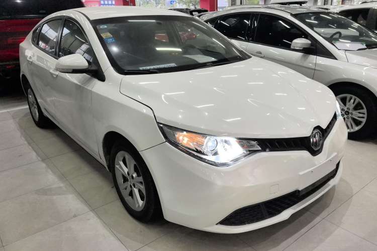Used MG GT 2015 1.5T Automatic Fashion Edition Front Right 45 Deg