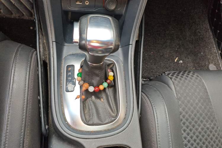 Used MG GT 2015 1.5T Automatic Elite Edition Gear Lever