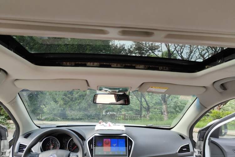 Used MG GT 2015 1.5T Manual Elite Edition Headliner