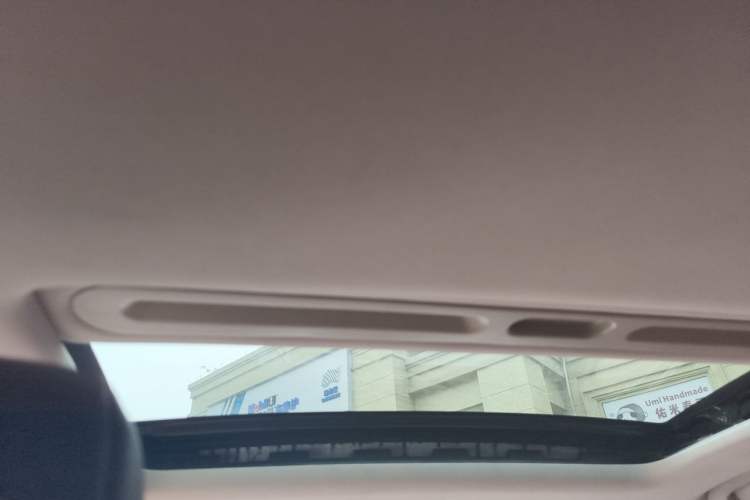 Used MG GT 2015 1.4TGI TST Dual-Clutch Elite Edition Headliner