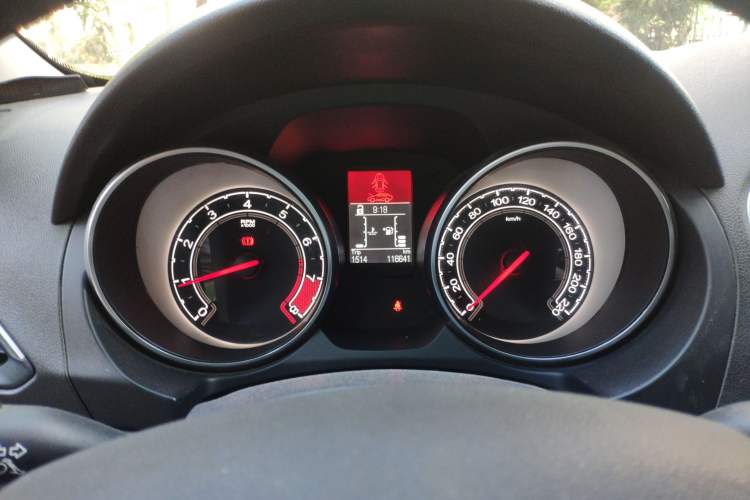 Used MG GT 2015 1.4TGI Manual Elite Edition Instrument Cluster