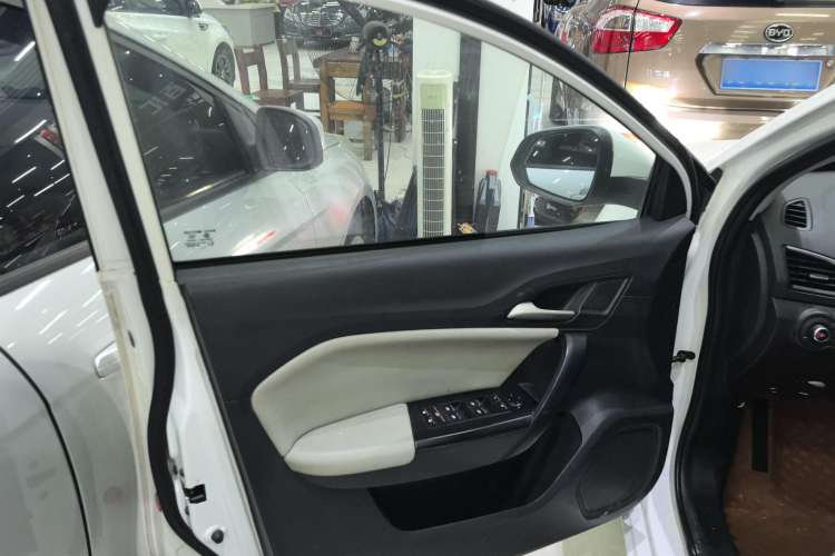 Used MG GT 2015 1.5T Automatic Fashion Edition Left Front Door Interior