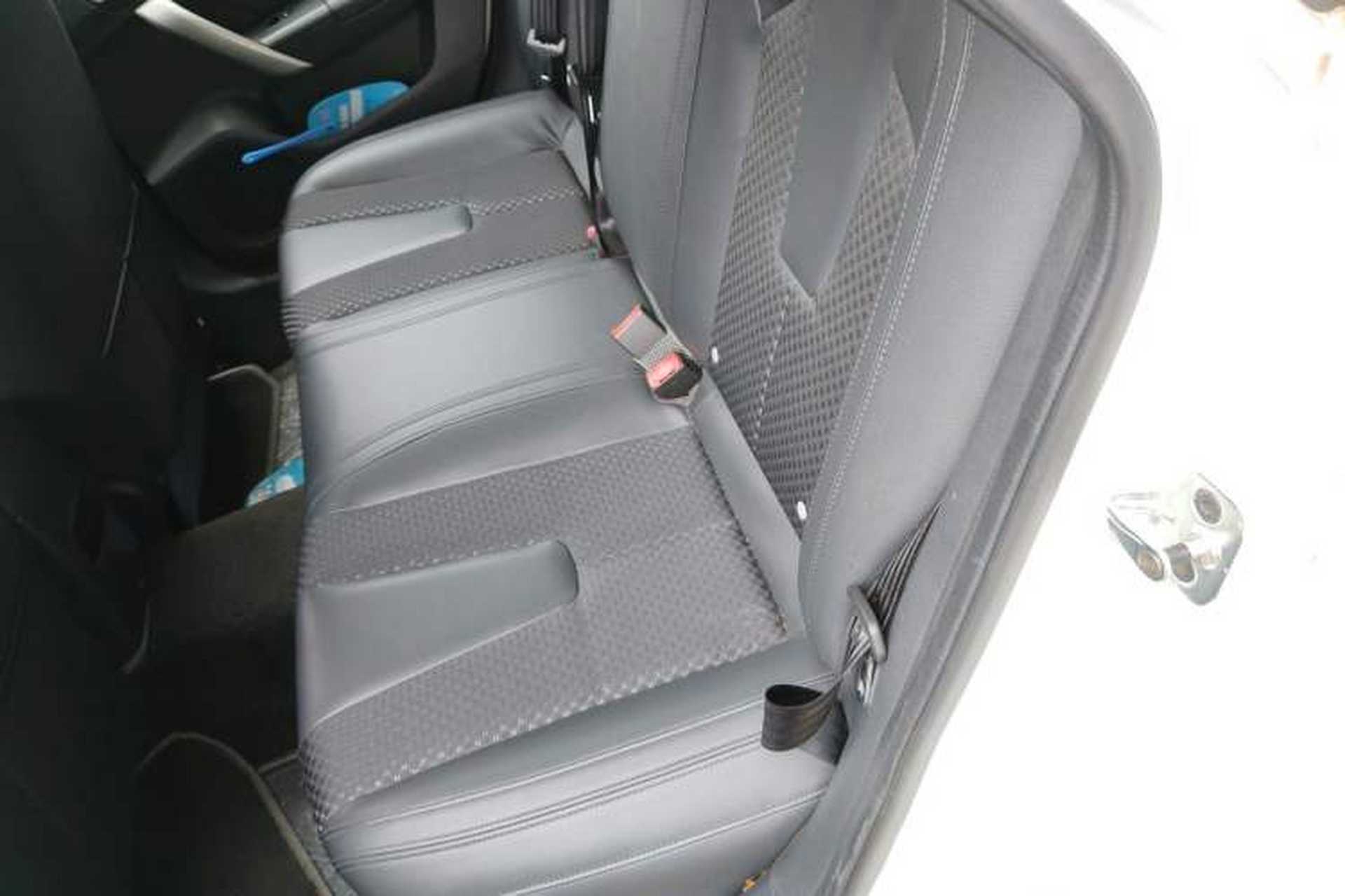 Used MG GT 2015 1.5T Automatic Luxury Edition Left Rear Seat