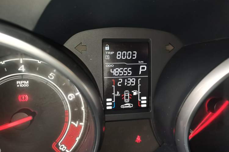 Used MG GT 2015 1.5T Automatic Elite Edition Odometer Close Up