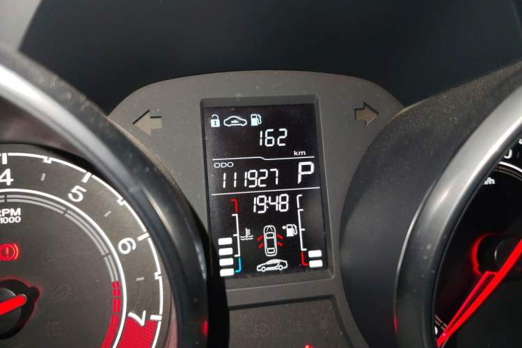 Used MG GT 2015 1.5T Automatic Luxury Edition Odometer Close Up