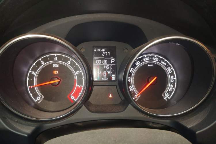 Used MG GT 2015 1.5T Automatic Elite Edition Odometer Close Up