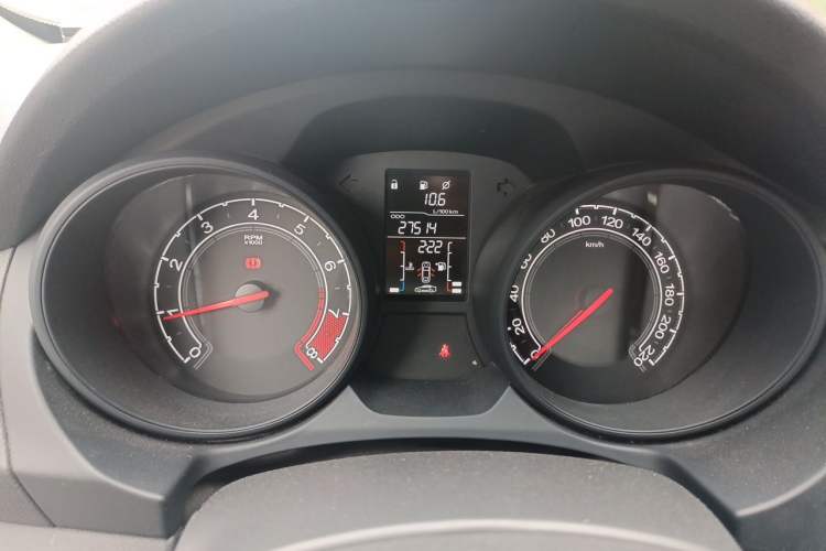 Used MG GT 2015 1.5T Manual Fashion Edition Odometer Close Up