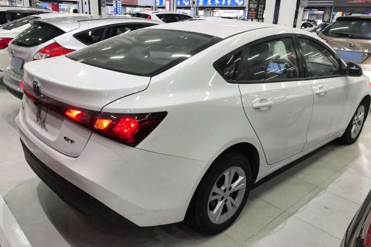 Used MG GT 2015 1.5T Automatic Fashion Edition Rear Right 45 Deg