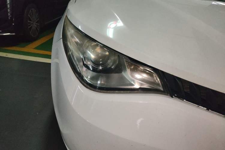 Used MG GT 2015 1.5T Automatic Luxury Edition Right Front Headlight