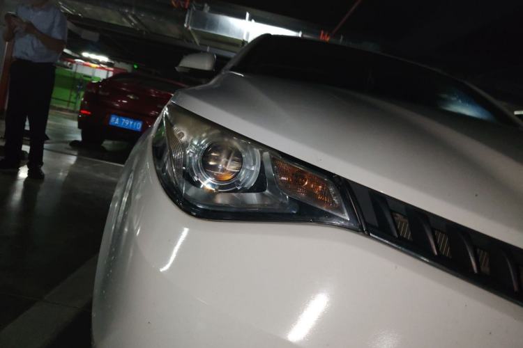 Used MG GT 2015 1.5T Automatic Luxury Edition Right Front Headlight