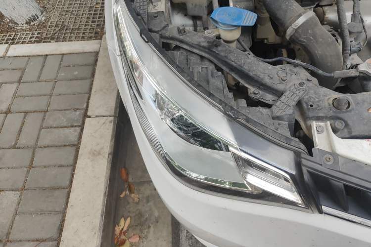 Used MG GT 2015 1.5T Manual Elite Edition Right Front Headlight