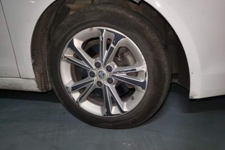 Used MG GT 2015 1.5T Automatic Luxury Edition Right Front Wheel Hub
