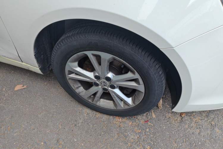 Used MG GT 2015 1.5T Automatic Elite Edition Right Front Wheel Hub