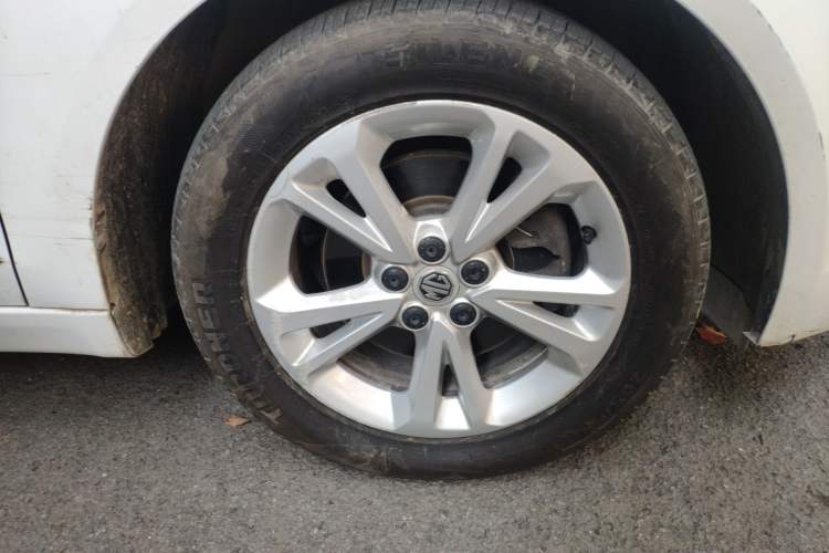 Used MG GT 2015 1.4TGI Manual Elite Edition Right Front Wheel Hub