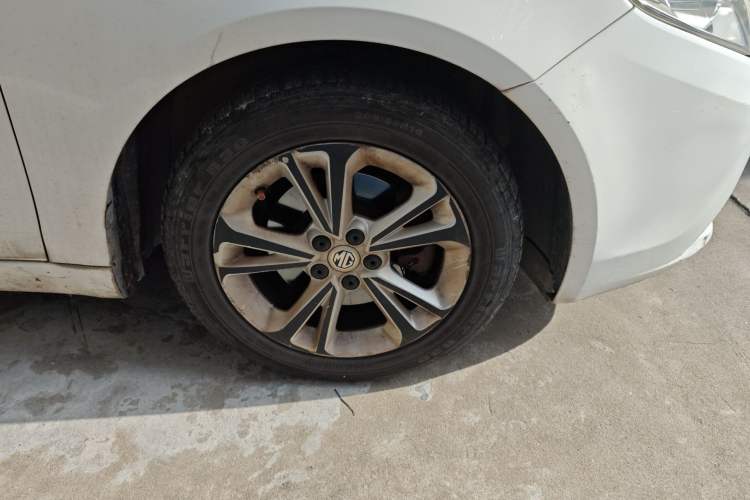 Used MG GT 2015 1.5T Automatic Elite Edition Right Front Wheel Hub