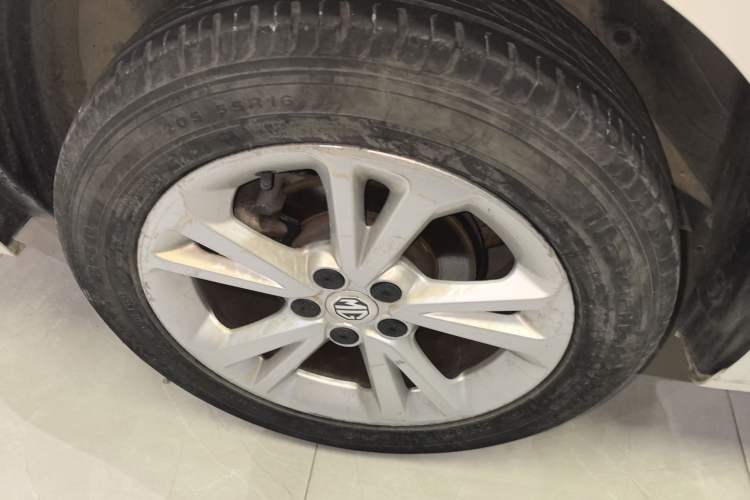 Used MG GT 2015 1.5T Automatic Fashion Edition Right Rear Wheel Hub