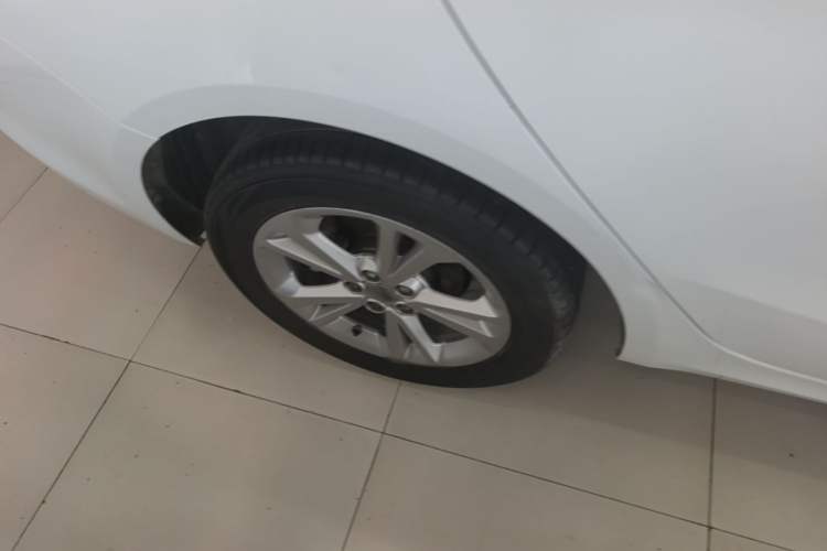 Used MG GT 2015 1.4TGI TST Dual-Clutch Luxury Edition Right Rear Wheel Hub