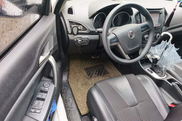 Used MG GT 2015 1.5T Automatic Elite Edition Steering Wheel