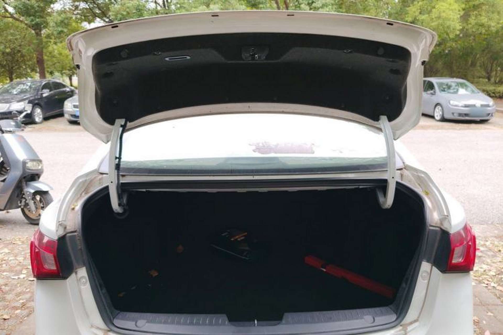 Used MG GT 2015 1.5T Automatic Luxury Edition Trunk