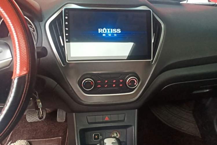 Used MG GT 2016 1.5L Automatic Value-Added Luxury Edition Audio And AC Panel
