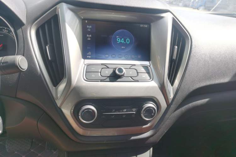 Used MG GT 2016 1.5L Automatic Value-Added Luxury Edition Audio And AC Panel