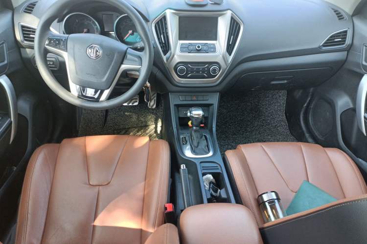 Used MG GT 2016 1.5T Automatic Value-Added Luxury Edition Center Console
