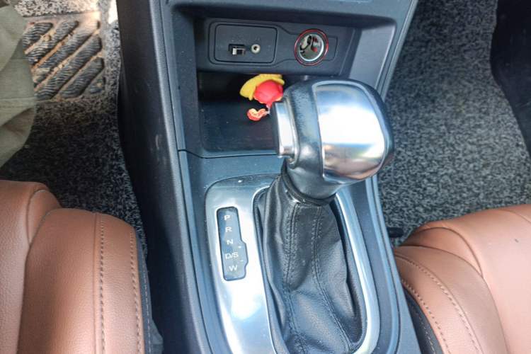 Used MG GT 2016 1.5T Automatic Value-Added Luxury Edition Gear Lever